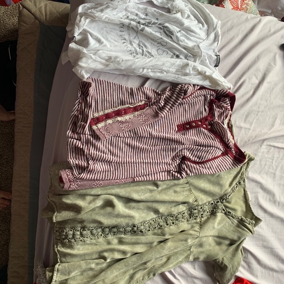 Clothing bundle! - Picture 12 of 16